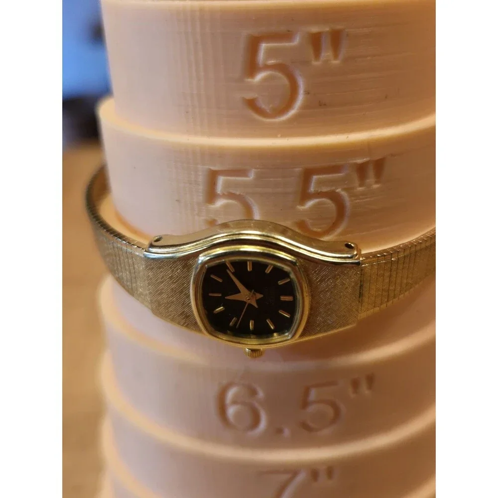 Vintage Citizen Gold Tone Ladies' Watch. Original Box. 100% MINT. New Battery.